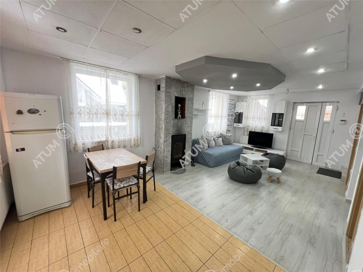 Casa individuala 8 camere 2 garaje 500 mp teren zona Selimbar - 