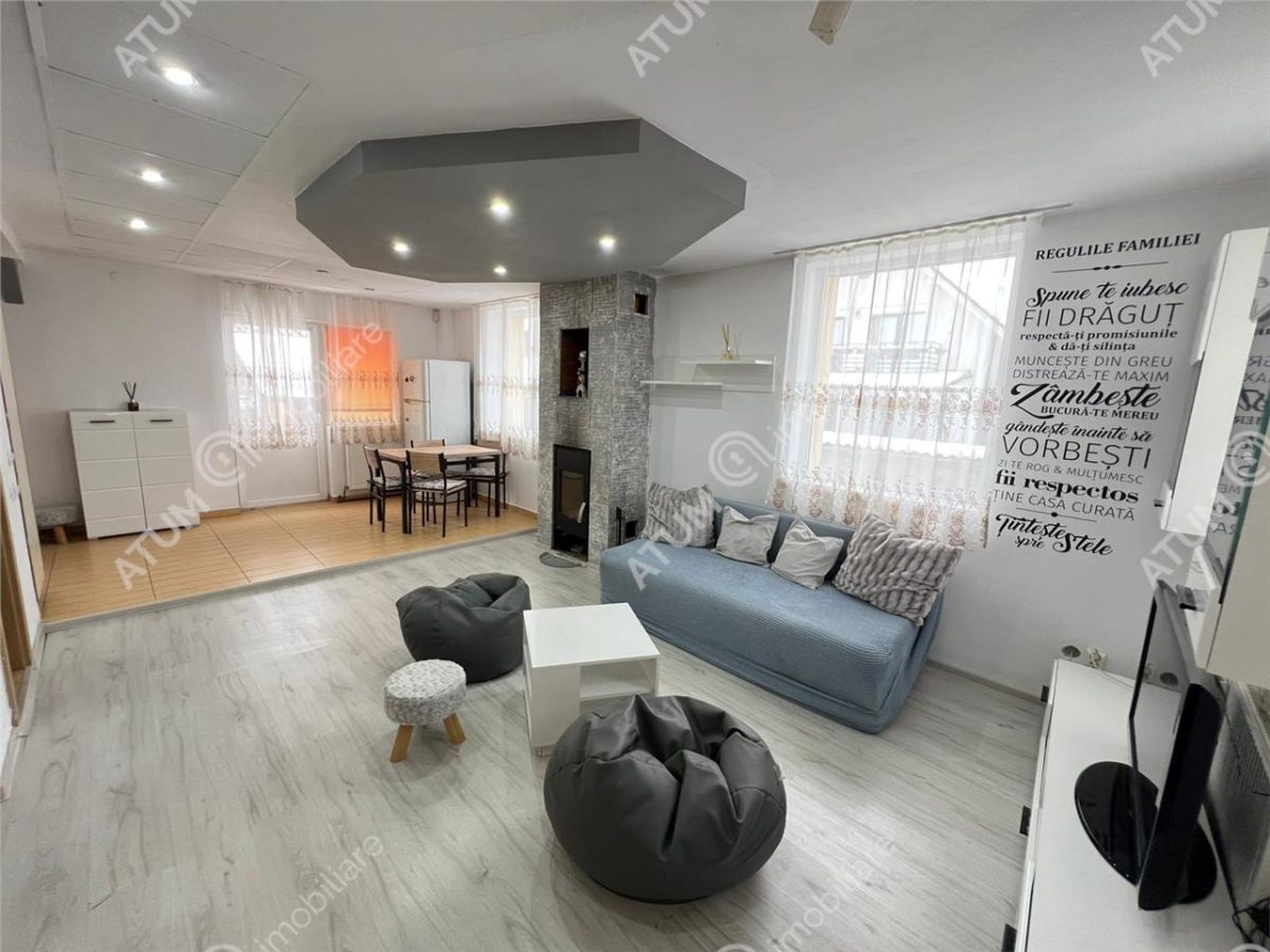 Casa individuala 8 camere 2 garaje 500 mp teren zona Selimbar - foto 2