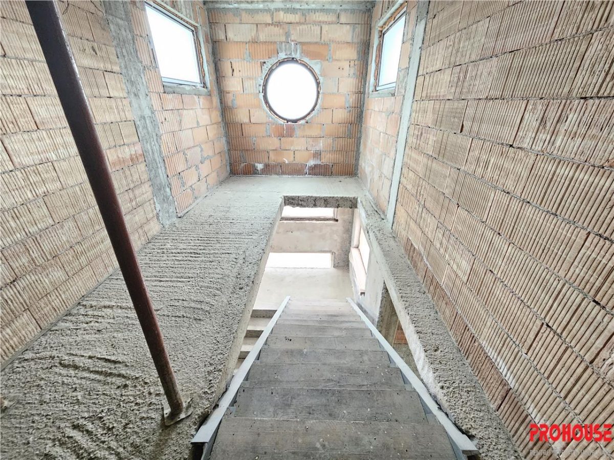 Nicolae Balcescu, Cladire D+P+E+M, 1.200 mp - foto 20