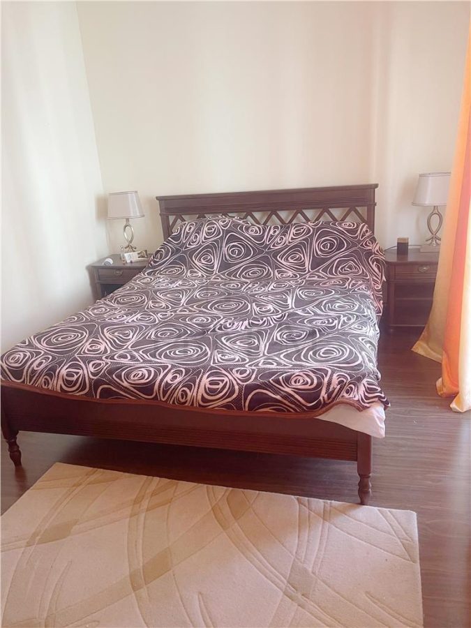 DAMBOVITA - 3 CAM - CENTRALA PROPRIE - RENOVAT - 2 BAI - ZONA LINISTITA - 