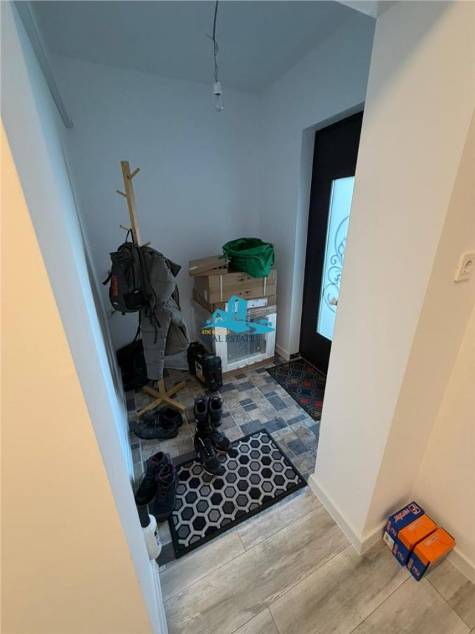 Vanzare casa 3 camere, 2 bai, curte 300 mp, Parc Bazilescu, renovata integral - foto 13