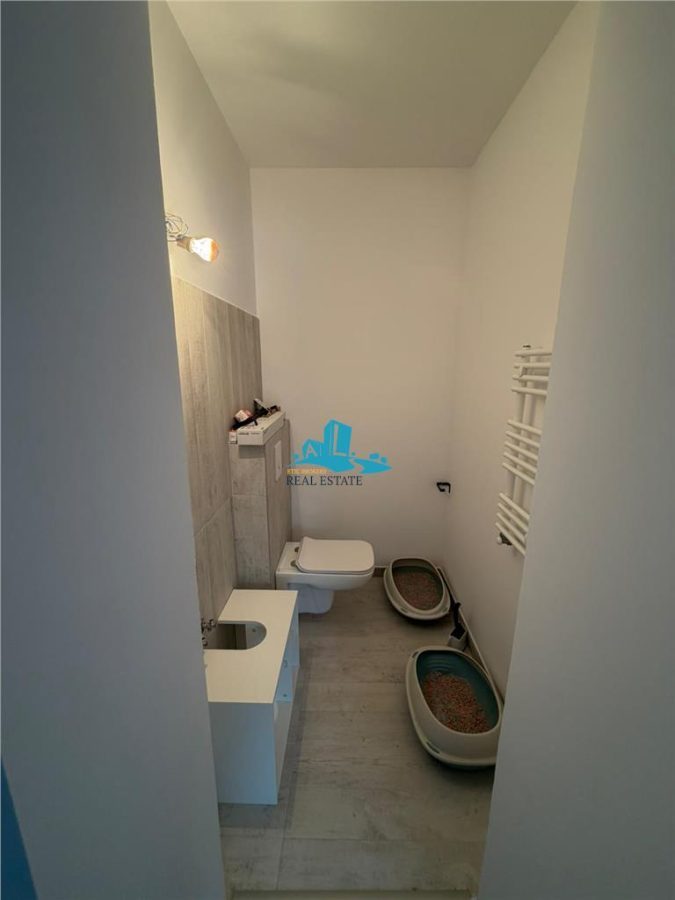 Vanzare casa 3 camere, 2 bai, curte 300 mp, Parc Bazilescu, renovata integral - foto 6