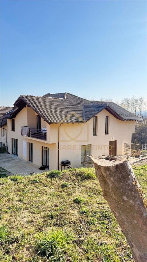 Duplex Grivitei cu 4 camere - Baia Mare