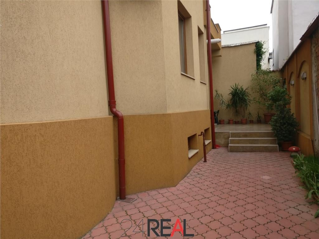 Vila de inchiriat langa metrou Aurel Vlaicu - pretabila birou - foto 21