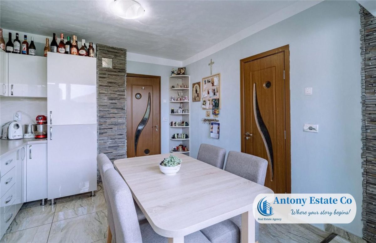 Apartament de vanzare, 4 Camere, Oradea - foto 11