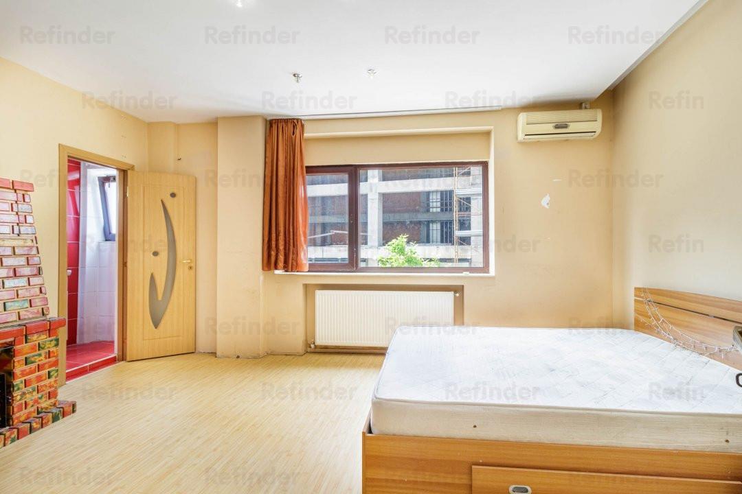 Vanzare apartament 3 camere | Unirii | cartier evreiesc | etaj 1/4 | decomandat 105mp | fara risc seismic | bloc consolidat | - foto 3