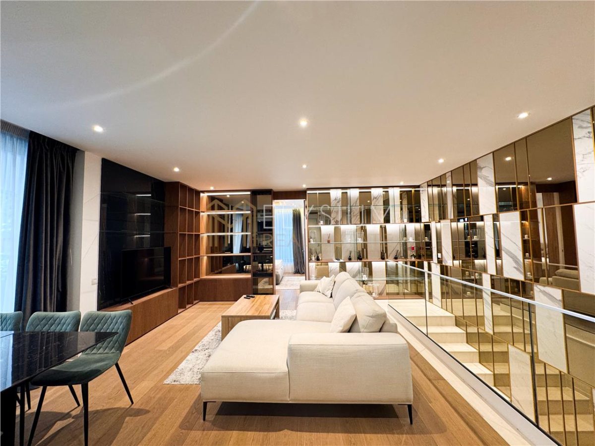 Apartament tip Duplex cu 4 camere de vanzare One Charles de Gaulle - 