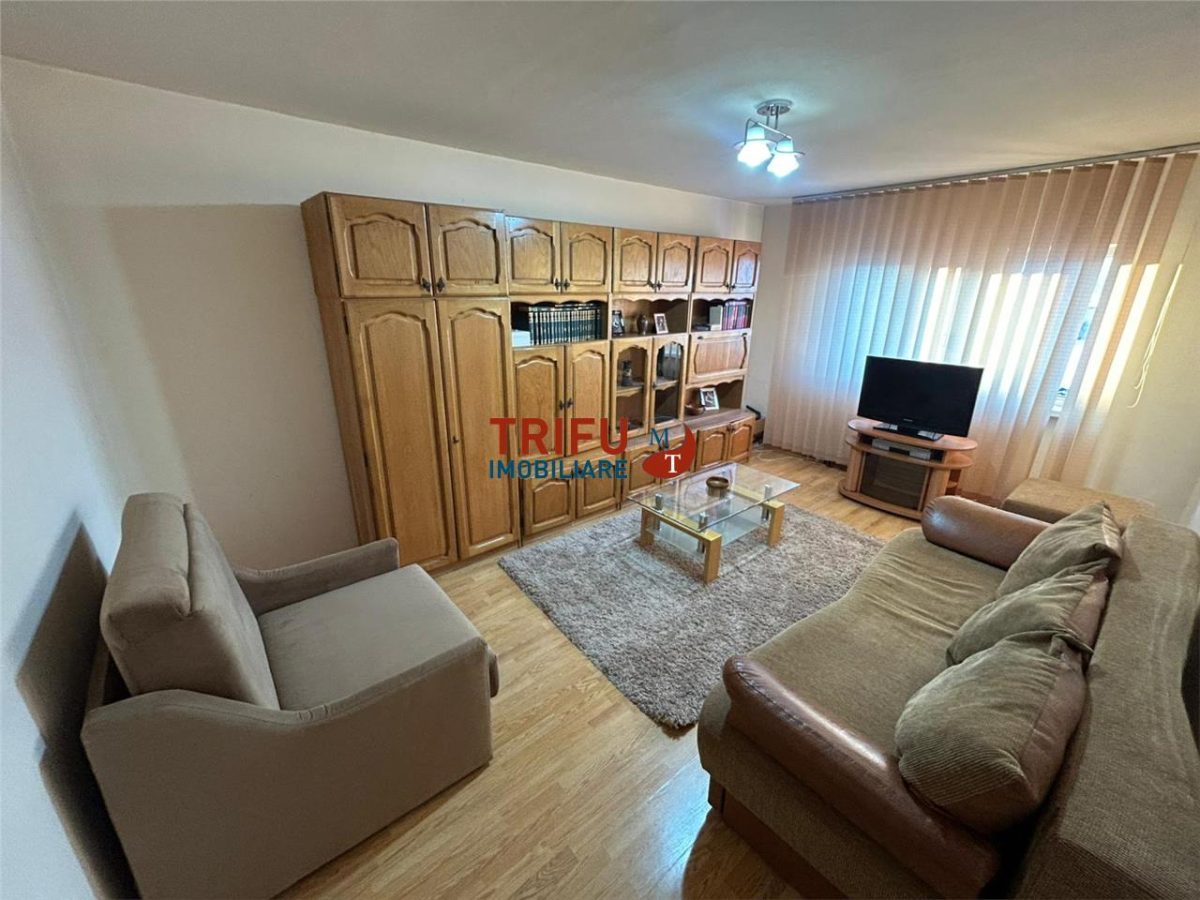 Apartament 2 camere decomandat loc de parcare zona Ampoi Alba Iulia - 