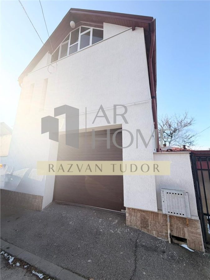 Casa 5 camere lux , cu garaj , beci ,  Ploiesti , ultracentral - foto 21