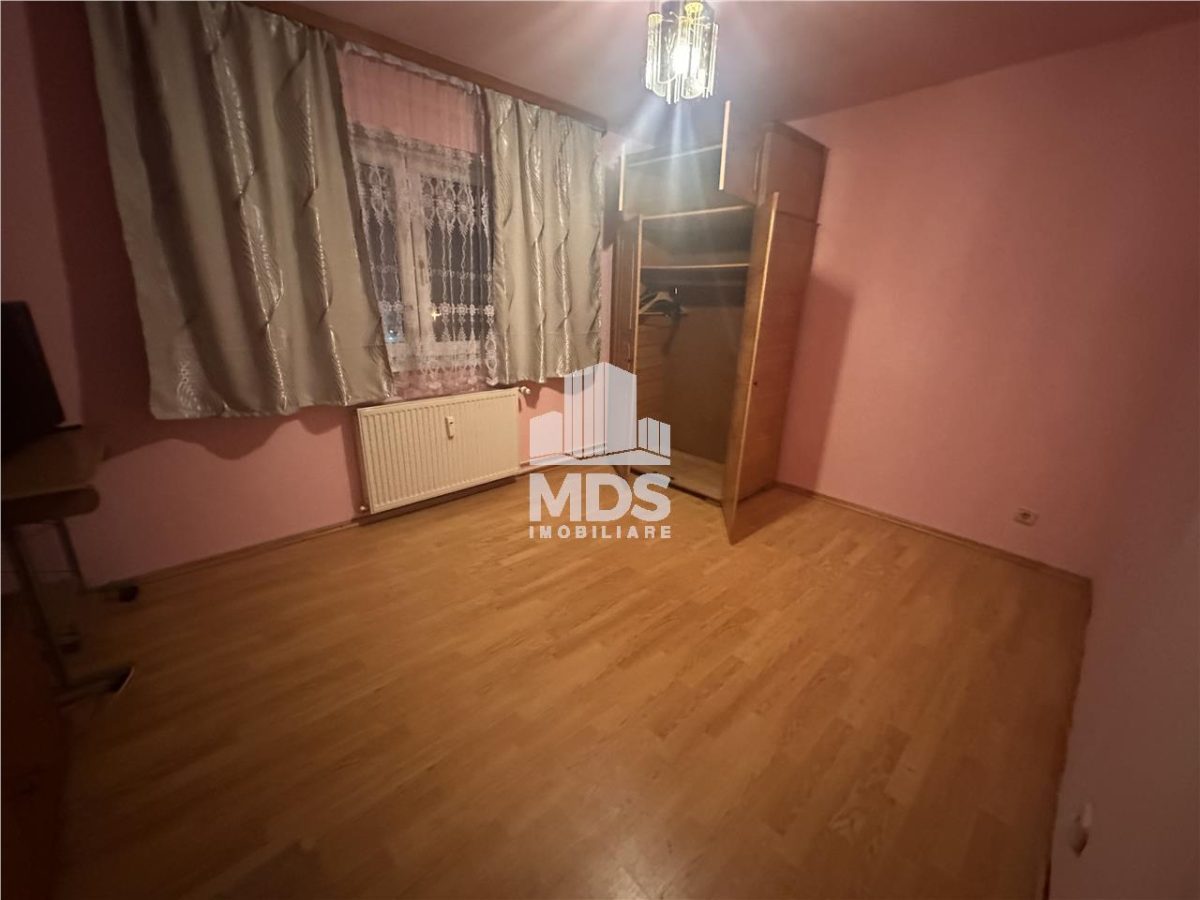 56mp, mobilat si utilat in bloc anvelopat lingă piata Doina - foto 6