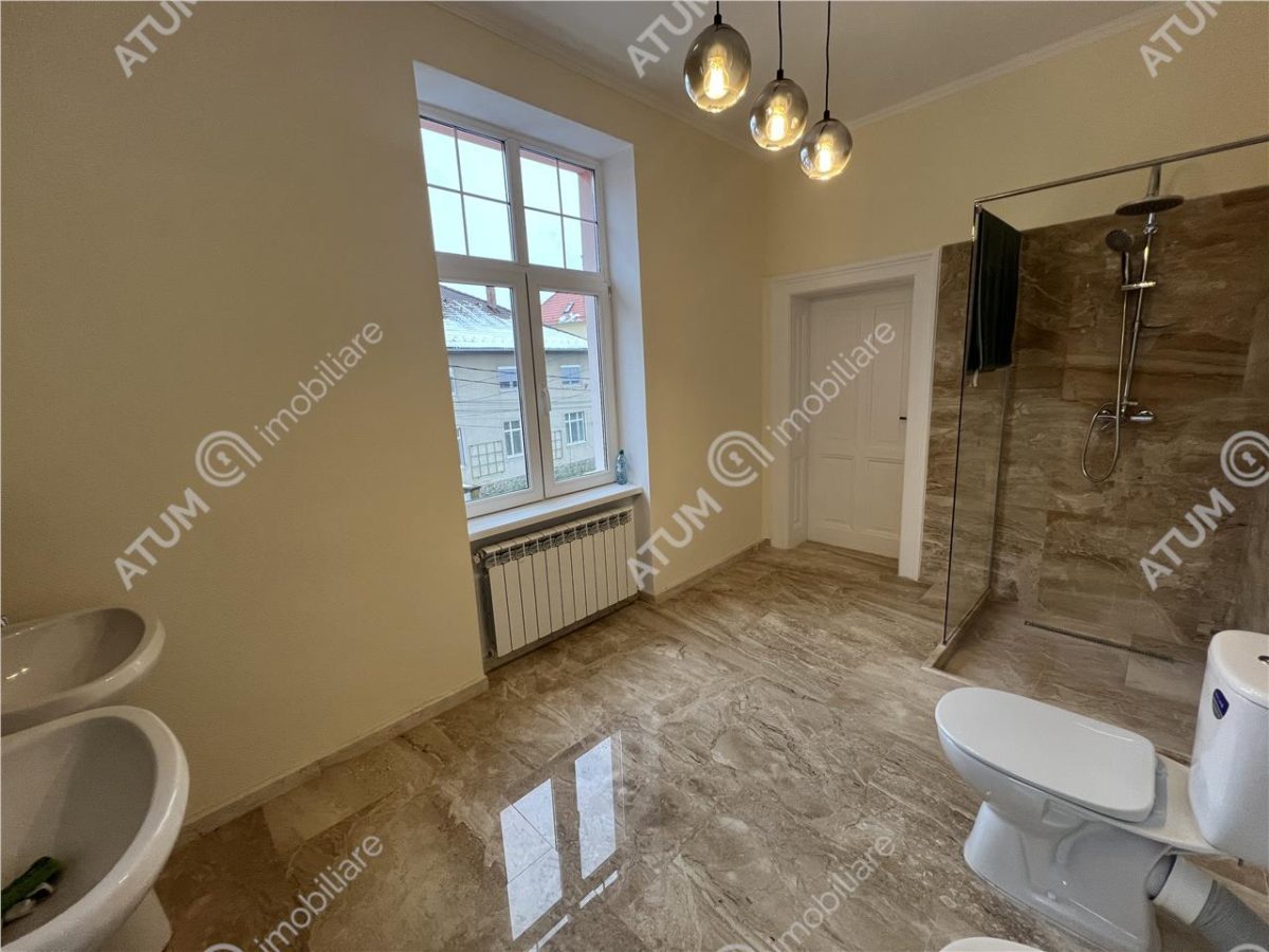 Spatiu de birouri complet renovat cu 3 camere si 2 bai zona centrala - foto 10