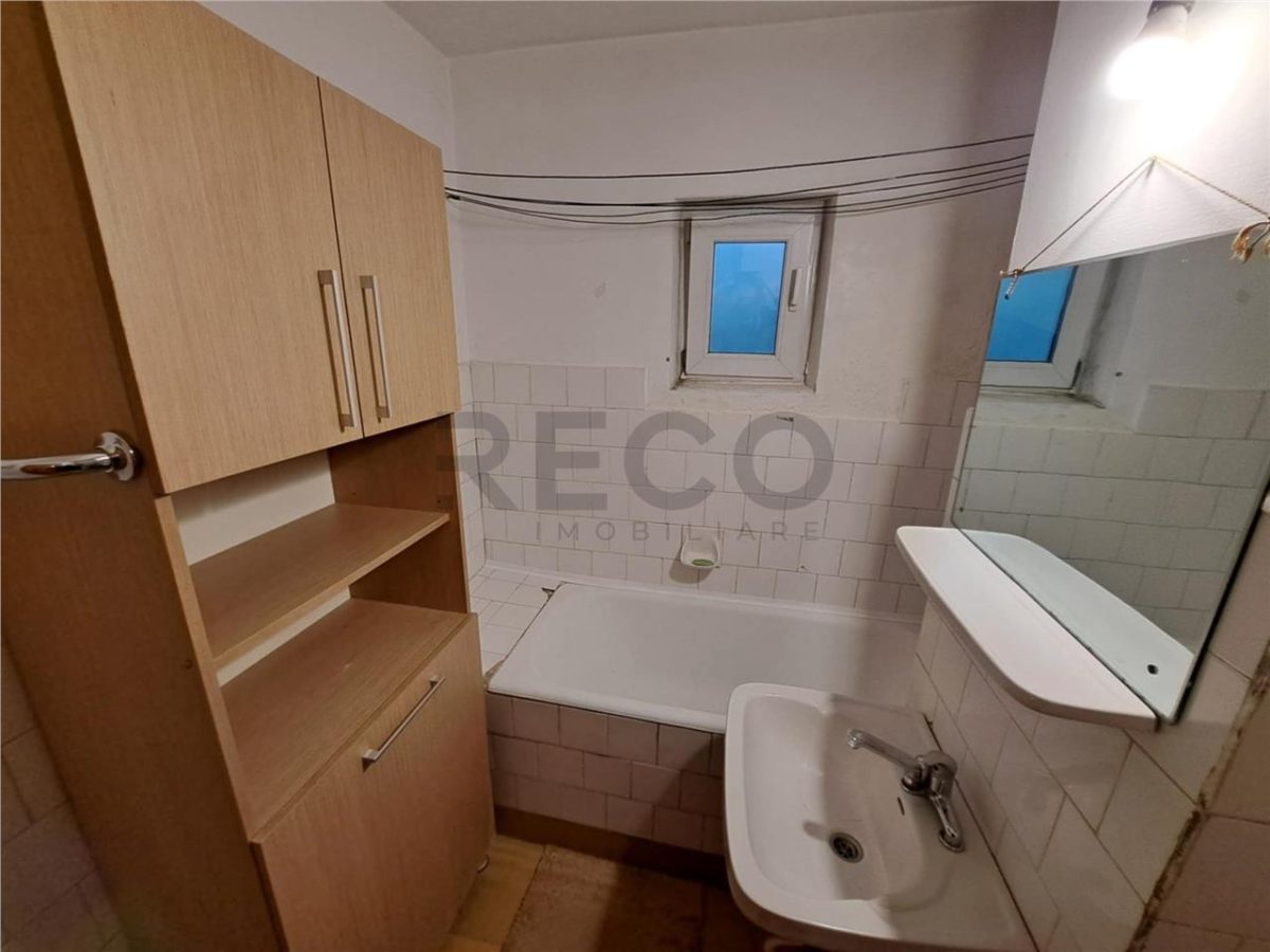 RECO apartament Slatinei - foto 13