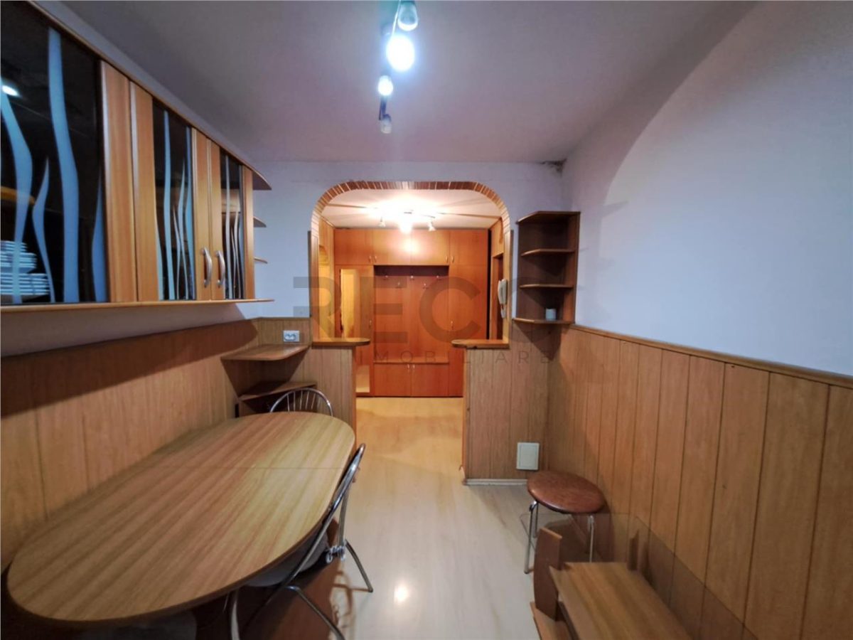 RECO apartament Slatinei - foto 5