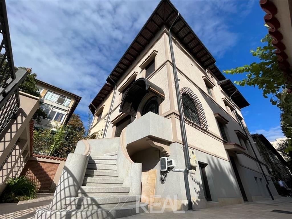 Vila office premium de vanzare in zona Timpuri Noi - Tineretului - 