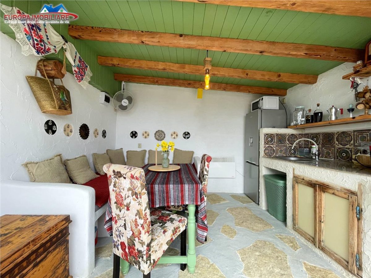 Casa de vanzare in Nufaru - foto 18