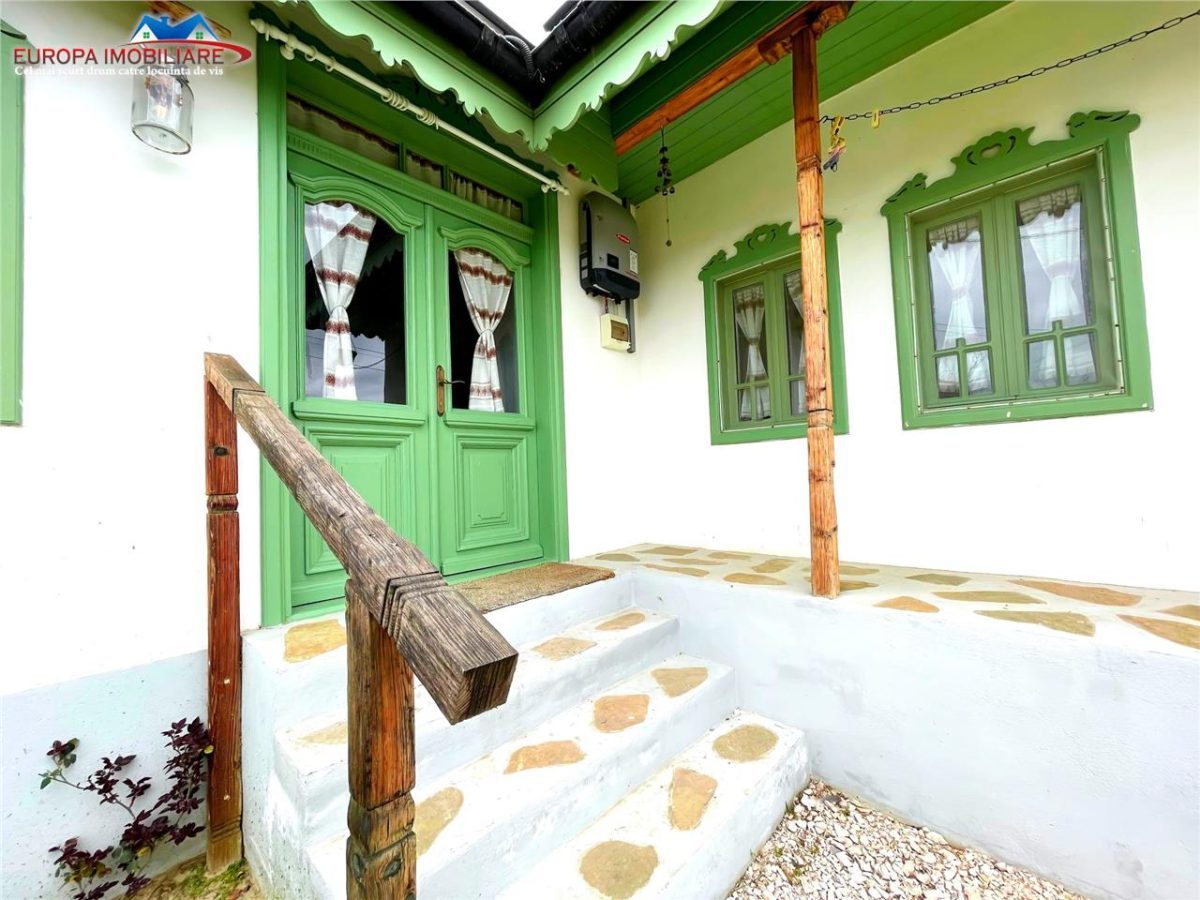 Casa de vanzare in Nufaru - foto 3