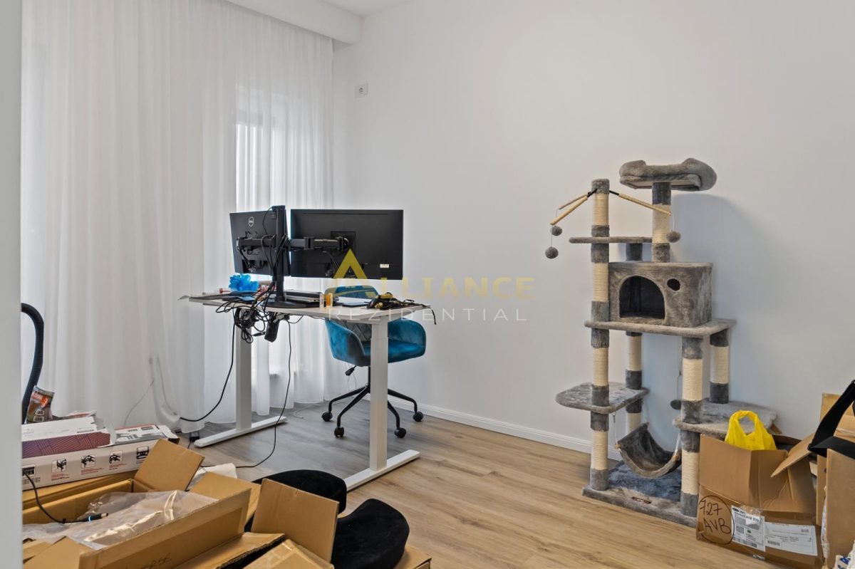 Casa individuala - P+1E+POD - 5 camere - 3 bai - 444 teren - Strada Miorita - foto 12