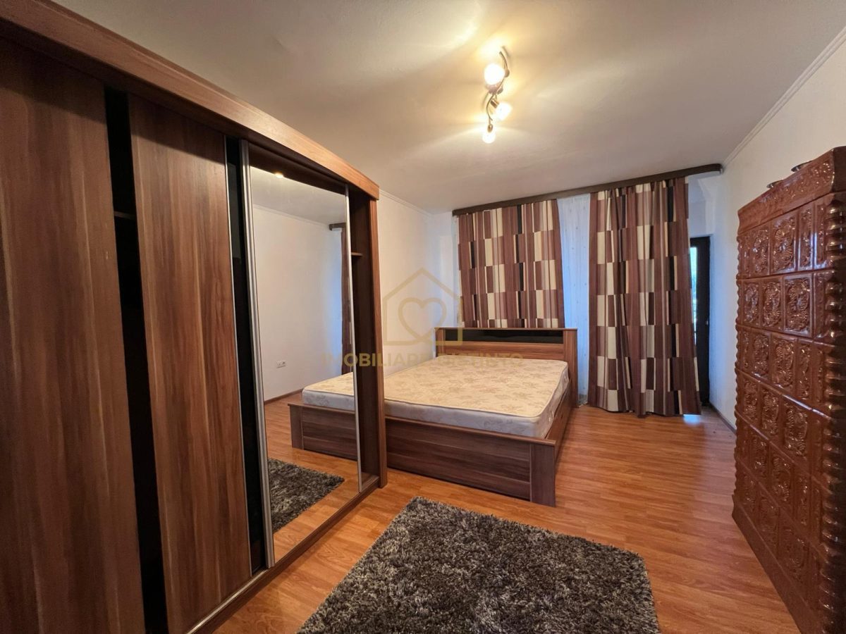 Casa cu 5 camere teren de 71 de ari - foto 14