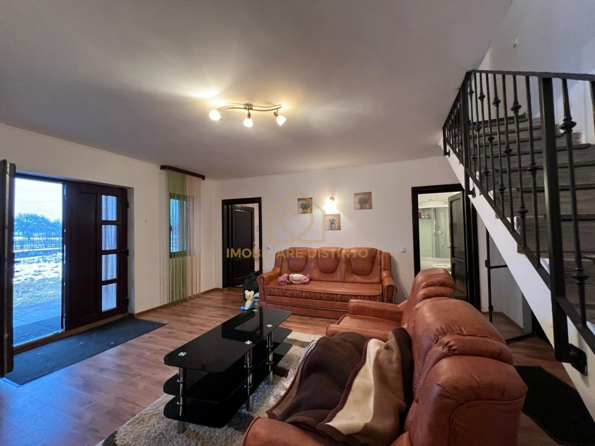 Casa cu 5 camere teren de 71 de ari - foto 4