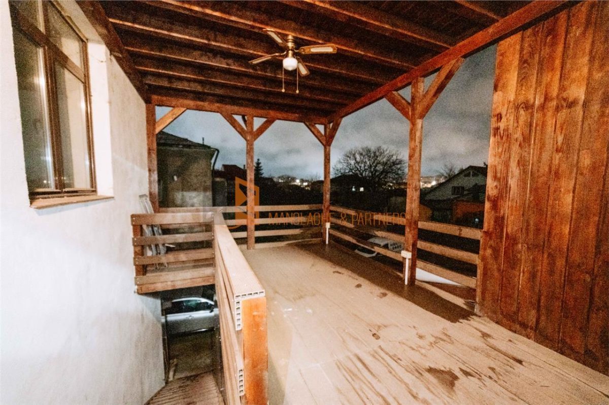 Apartament 3 camere cf 1 decomandat zona Centru - foto 18