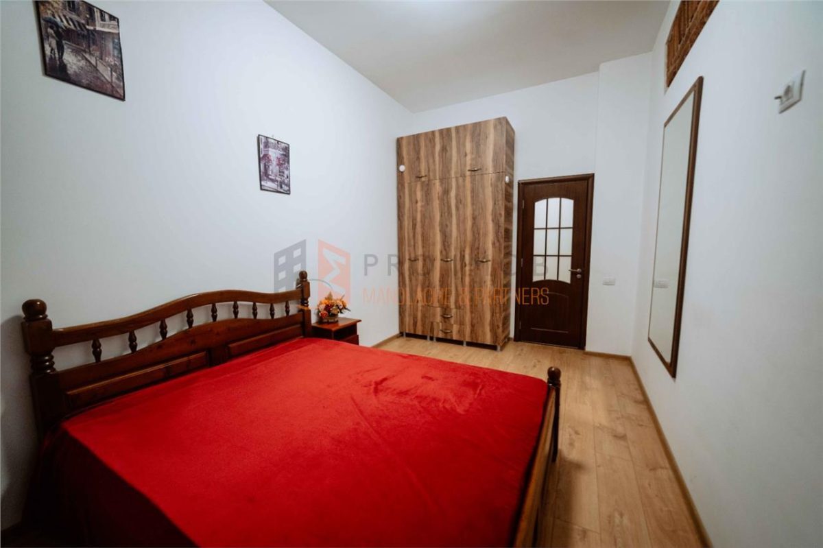 Apartament 3 camere cf 1 decomandat zona Centru - foto 6