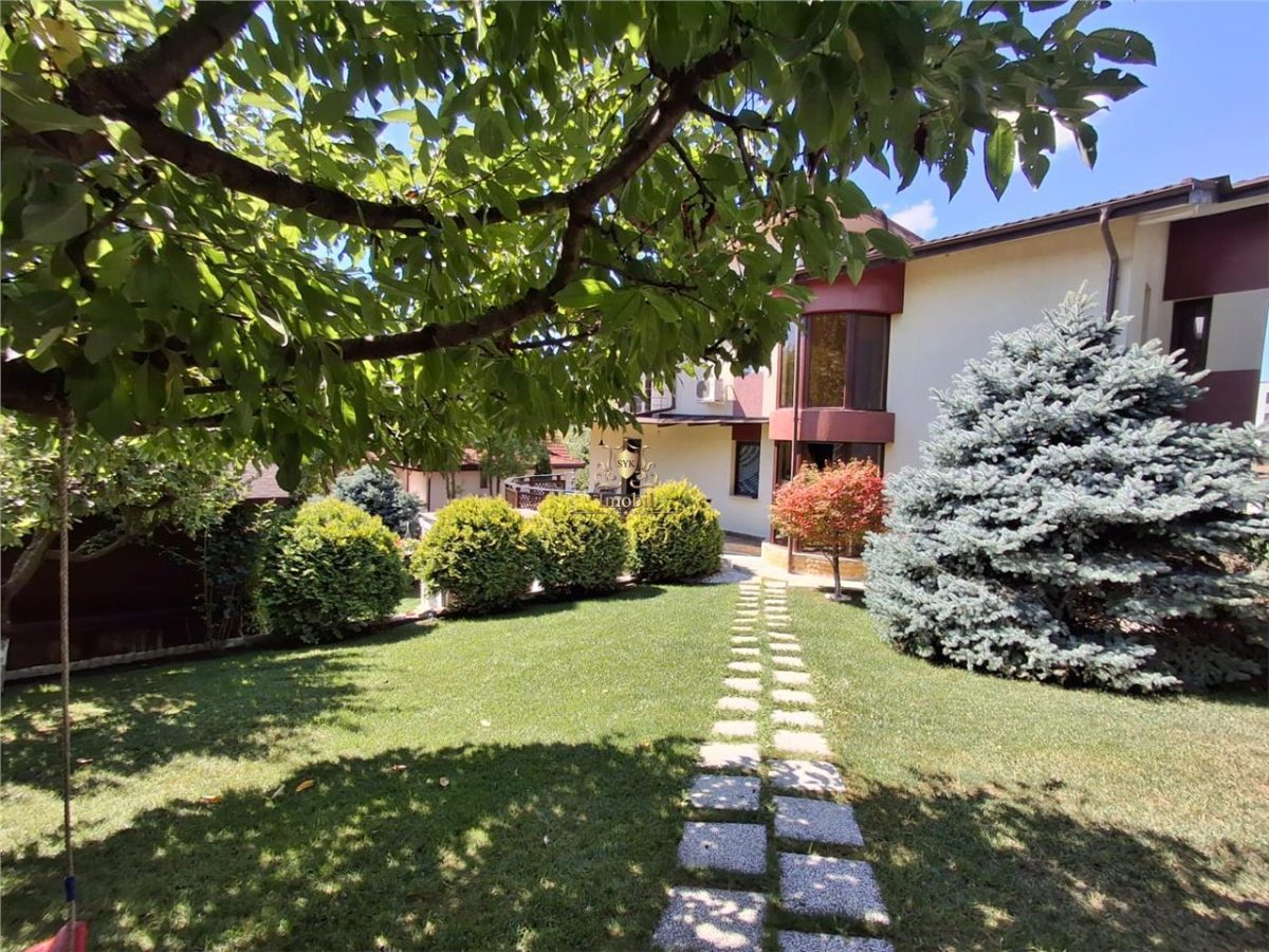 Vila eleganta -  proiect deosebit crama garaj sala de fitnes foisor si 825m teren Plopii fara sot Bucium.Comision 0! - foto 17