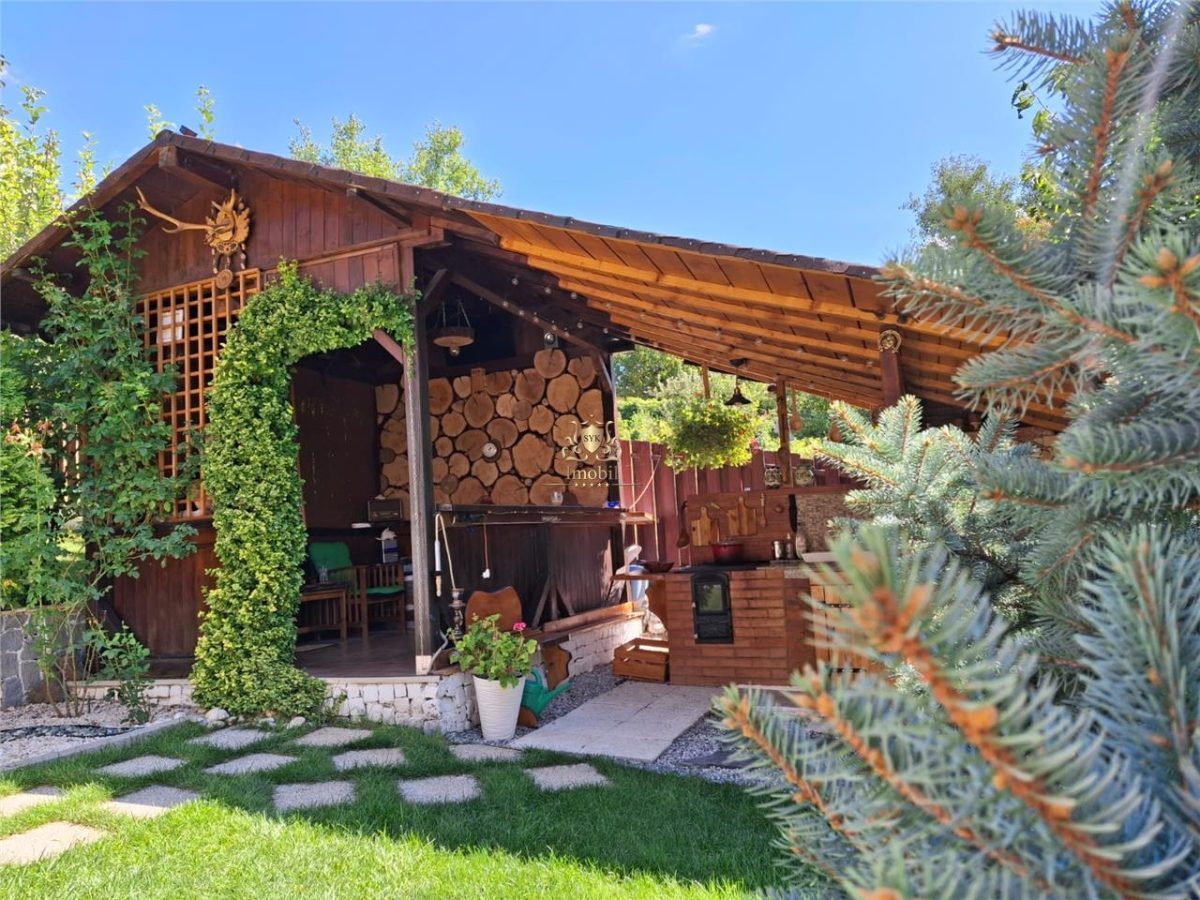 Vila eleganta -  proiect deosebit crama garaj sala de fitnes foisor si 825m teren Plopii fara sot Bucium.Comision 0! - foto 4