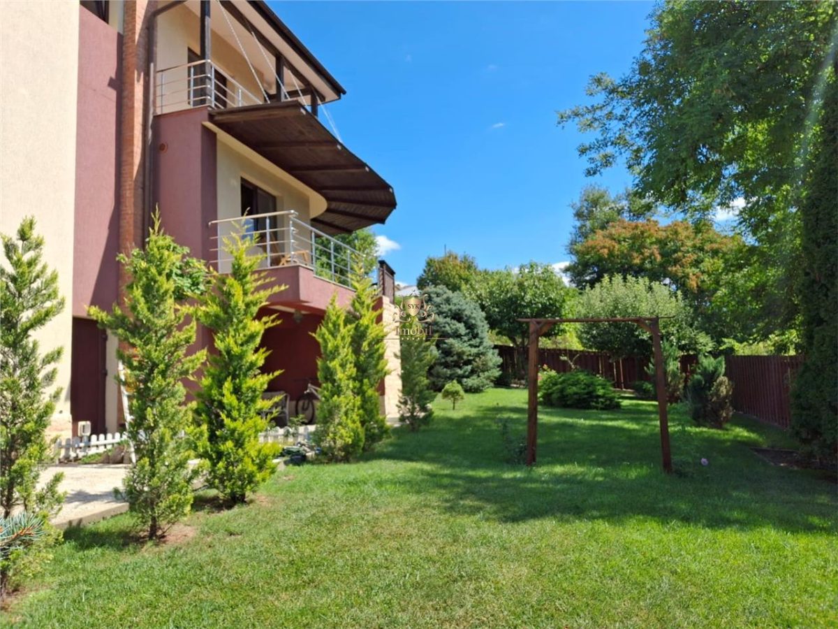 Vila eleganta -  proiect deosebit crama garaj sala de fitnes foisor si 825m teren Plopii fara sot Bucium.Comision 0! - foto 5