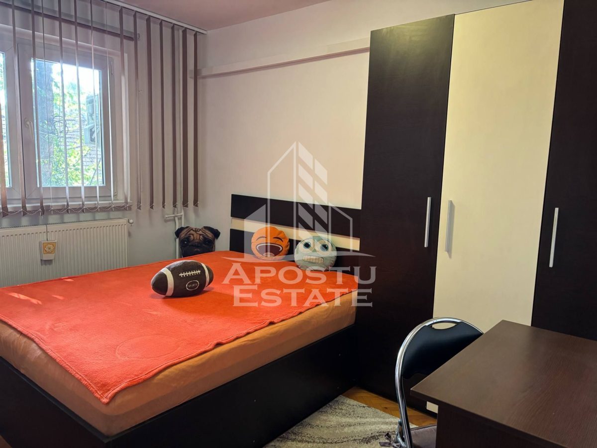 Apartament cu doua camere, centrala proprie, zona Lipovei - foto 3