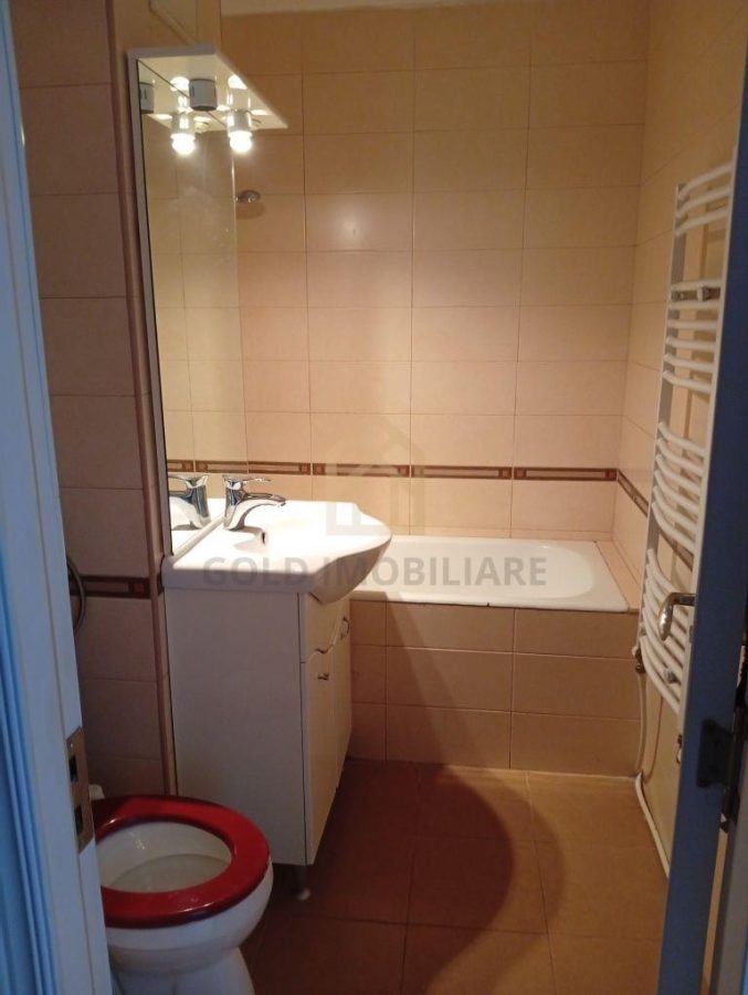 De vânzare â€“ Apartament 4 camer ultracentral Strada Victoriei (lâng? ?coala Avram Iancu) - foto 5