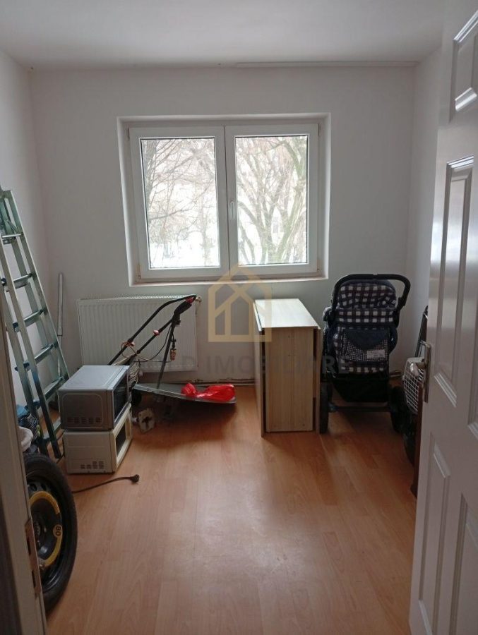 De vânzare â€“ Apartament 4 camer ultracentral Strada Victoriei (lâng? ?coala Avram Iancu) - foto 7