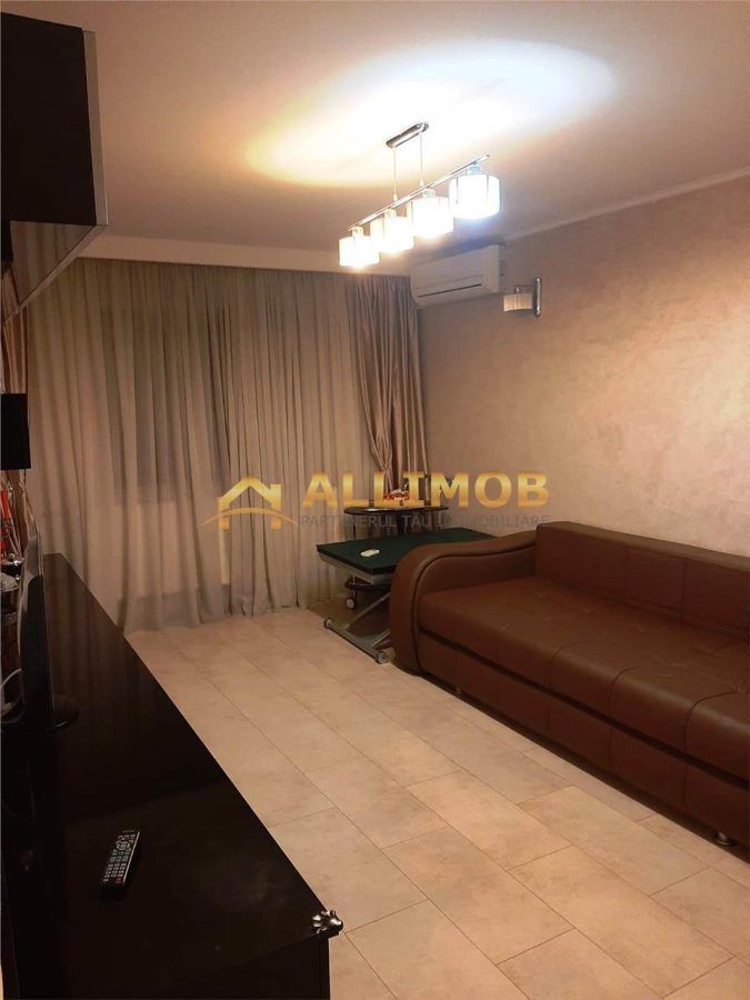 Apartament 3 camere in Ploiesti, zona Bulevardul Bucuresti - foto 2