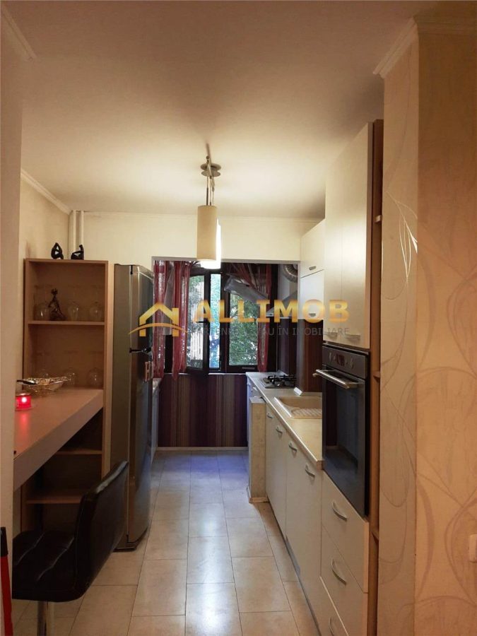 Apartament 3 camere in Ploiesti, zona Bulevardul Bucuresti - foto 12