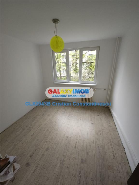 Apartament 3 camere decomandat,etaj 1,Titan , Metrou 1 Decembrie 1918 - foto 3