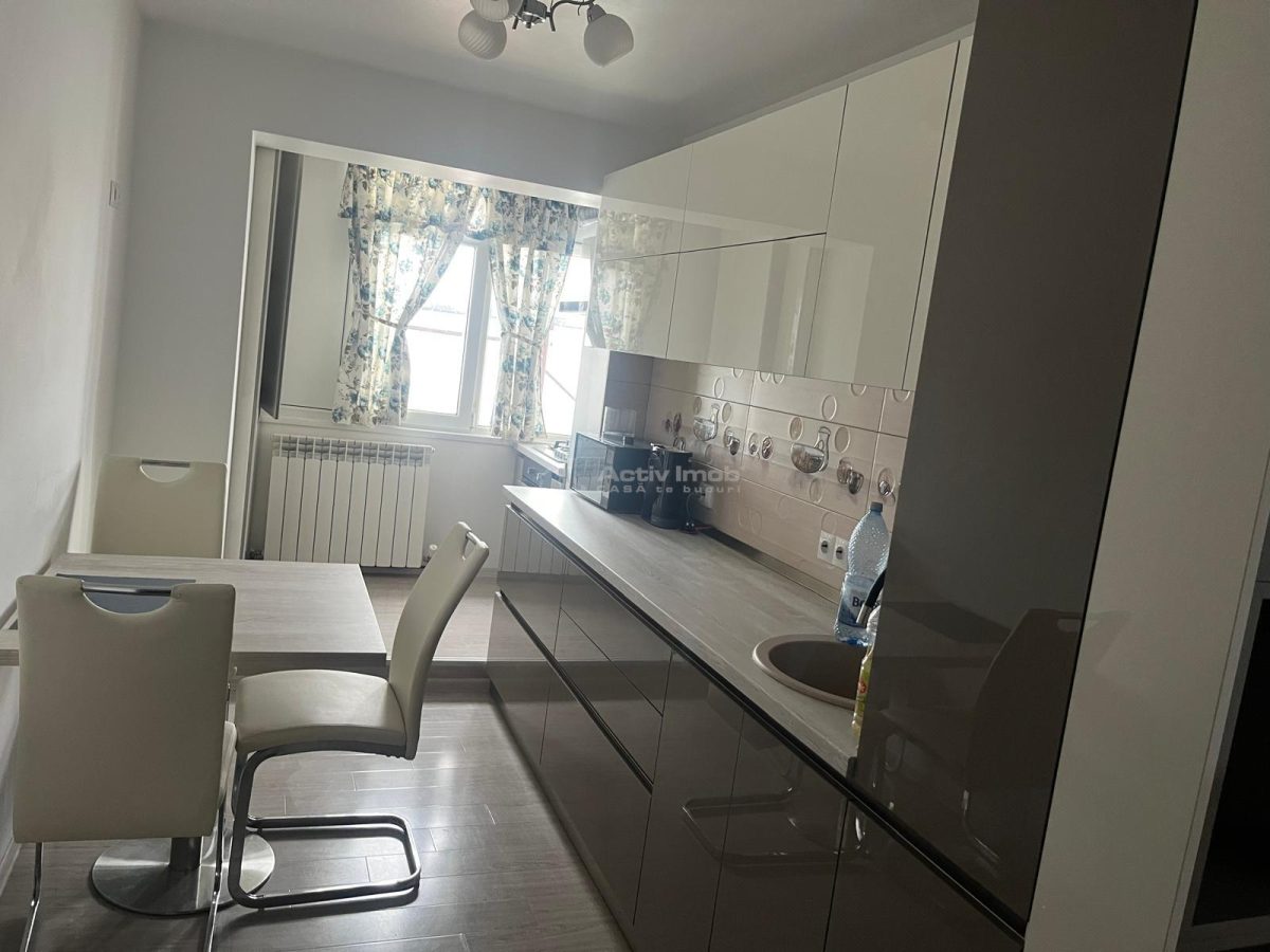 Apartament 3 camere de inchiriat Promed Pavcom - foto 5