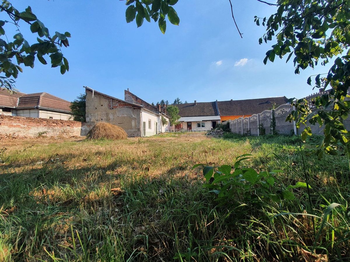 Bocsa Montana, Casa Solida + Teren, Strada Principala - foto 20