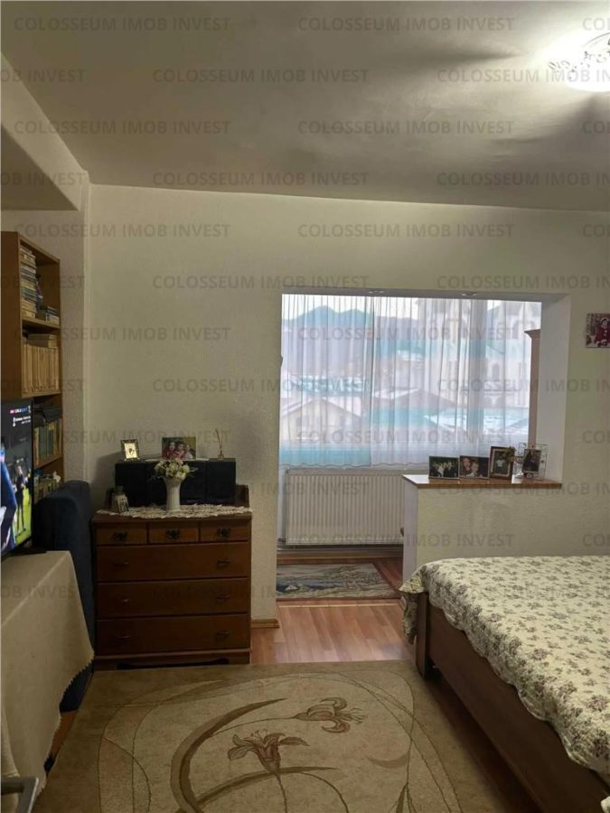 Apartament cu 3 camere, decomandat - zona Racadau - foto 3