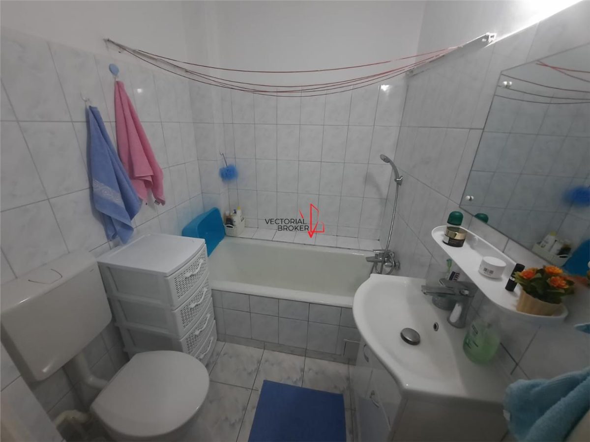 3 camere semidecomandat comision 0% metrou Gara de Nord, Hotel Ibis - foto 8