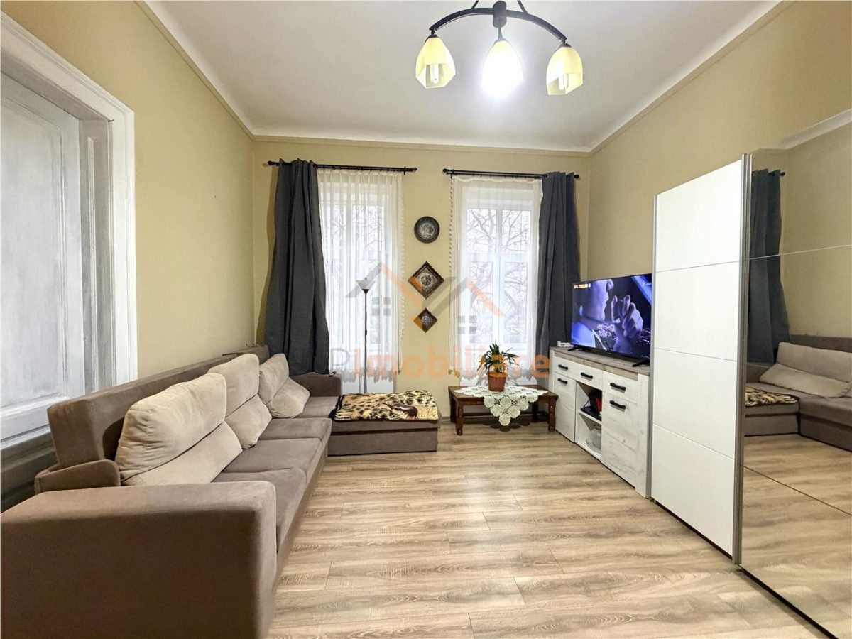 APARTAMENT CU 2 CAMERE | DE VANZARE | ULTRACENTRAL | ORADEA - foto 2