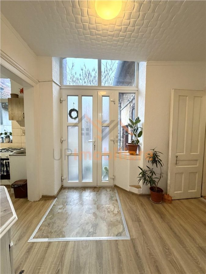 APARTAMENT CU 2 CAMERE | DE VANZARE | ULTRACENTRAL | ORADEA - foto 6