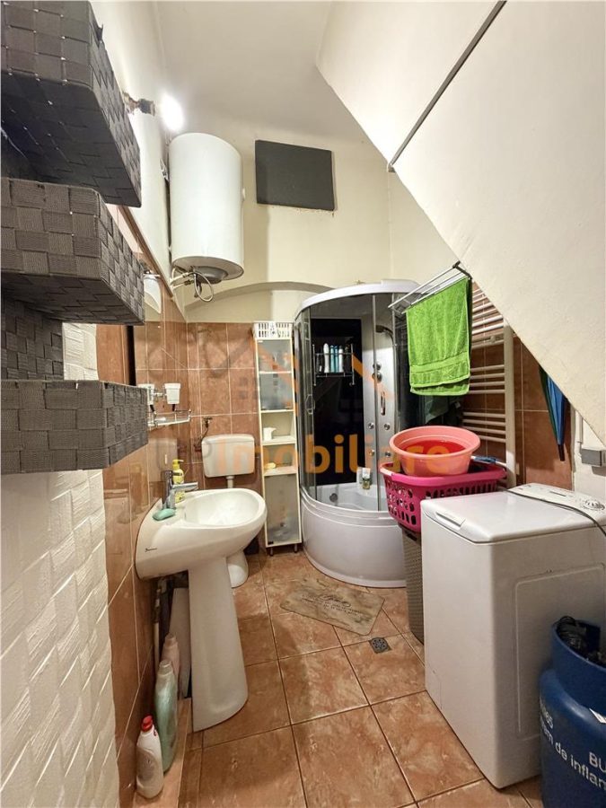 APARTAMENT CU 2 CAMERE | DE VANZARE | ULTRACENTRAL | ORADEA - foto 8