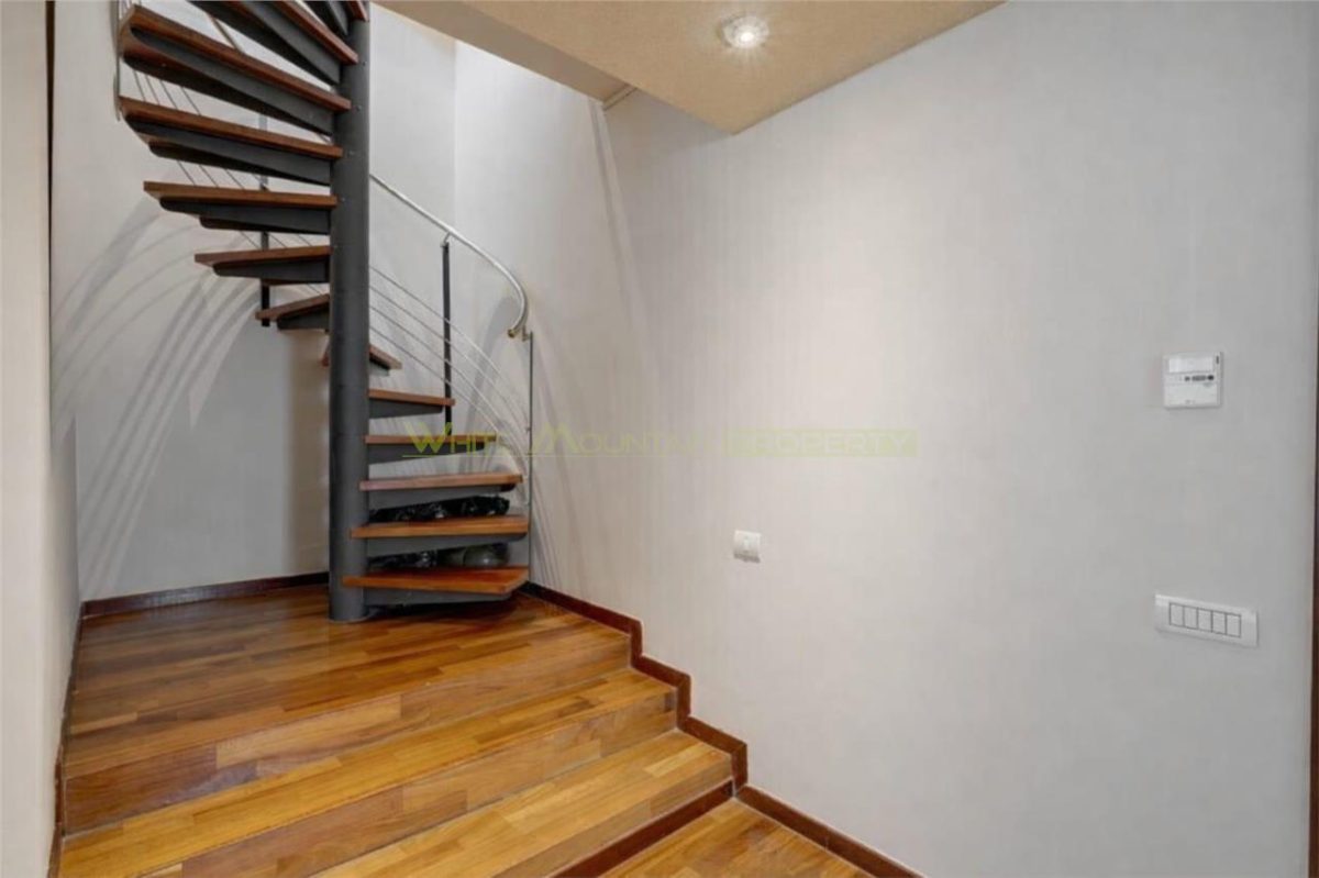 Penthouse premium de vânzare în zona Her?str?u, - foto 10