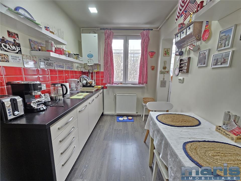 Semicentral etaj 3 apartament 2 camere stare foarte buna. - foto 6