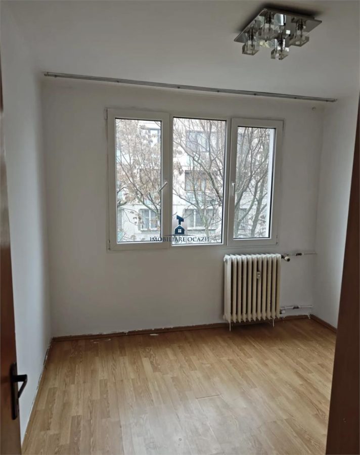 Vanzare Apartament 3 Camere Semidecomandat Berceni-Al.Niculitel - foto 8