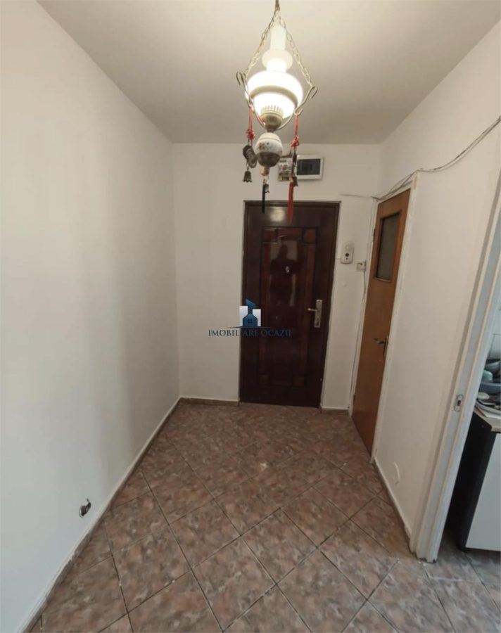 Vanzare Apartament 3 Camere Semidecomandat Berceni-Al.Niculitel - foto 9