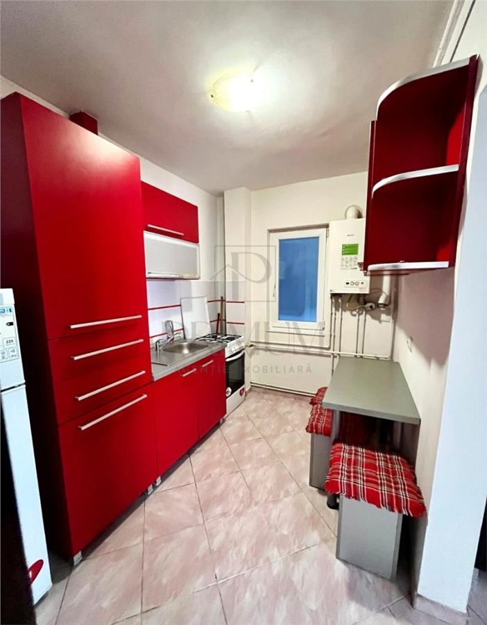 SAGULUI - ET 1 LIFT -- BLOC IZOLAT - 3 CAMERE - CENTRALA PROPRIE - CLIMA - DECOMANDAT - foto 2