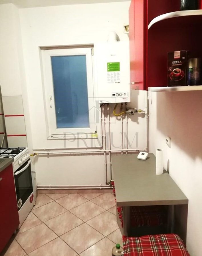 SAGULUI - ET 1 LIFT -- BLOC IZOLAT - 3 CAMERE - CENTRALA PROPRIE - CLIMA - DECOMANDAT - foto 9