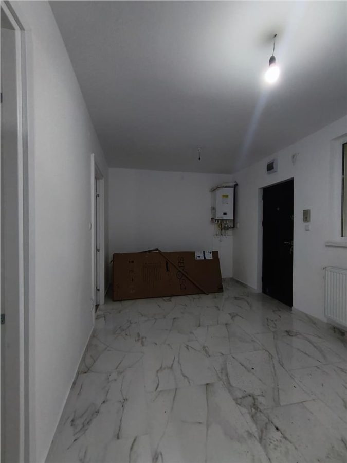 Apartament 2 Camere Et 2 Semicentral Renovat - foto 7