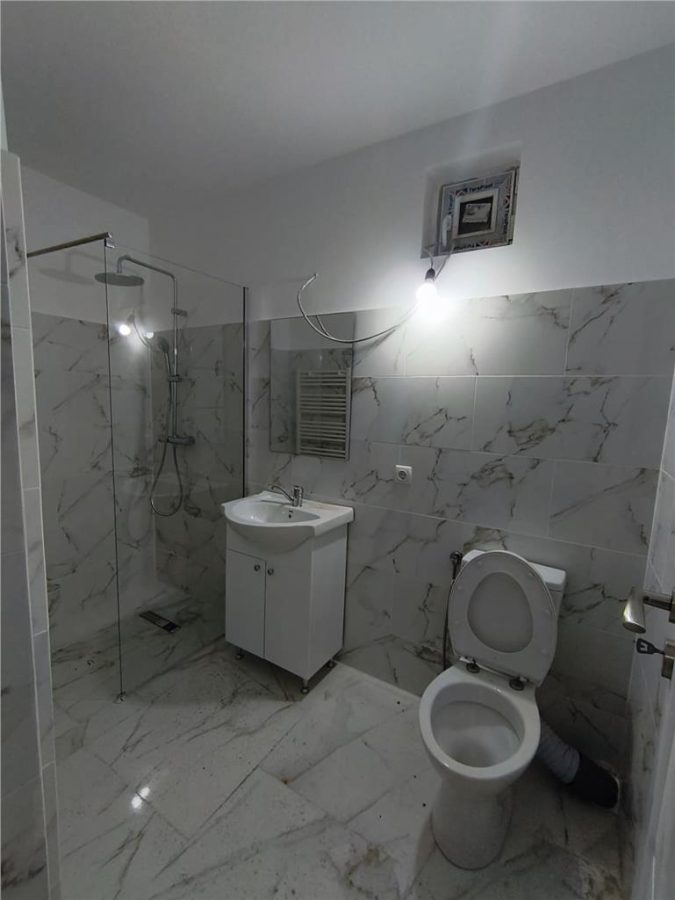 Apartament 2 Camere Et 2 Semicentral Renovat - foto 9