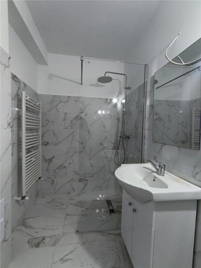 Apartament 2 Camere Et 2 Semicentral Renovat - foto 10